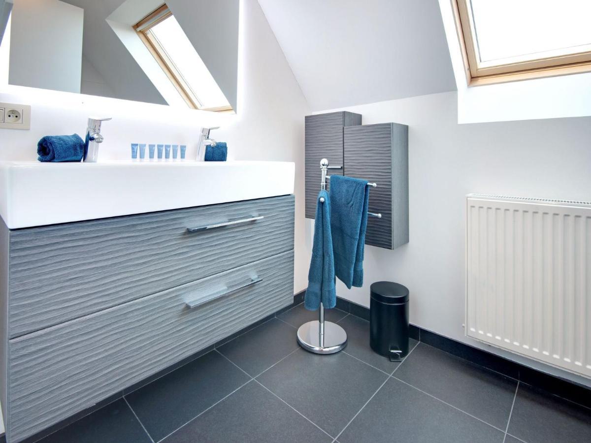 Modern Holiday Home in De Haan with Garden Buitenkant foto