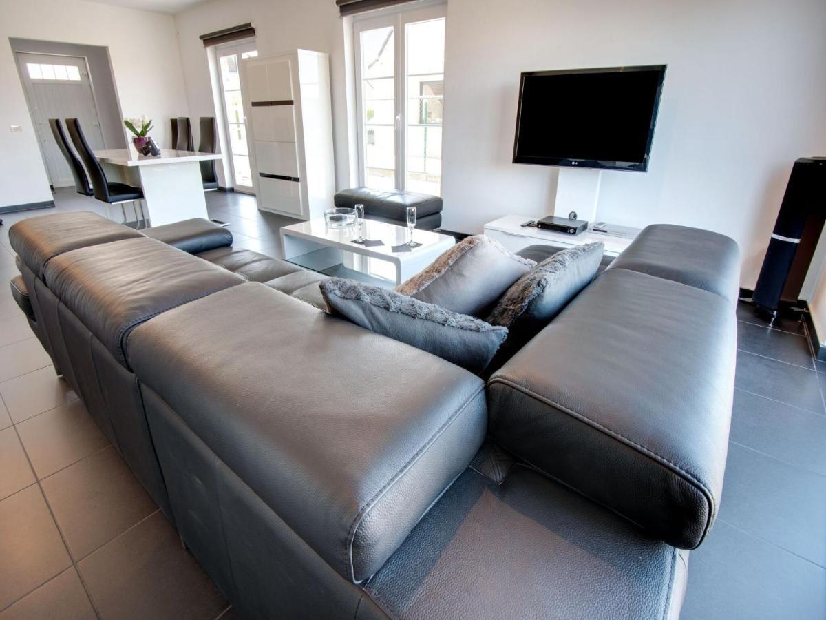 Modern Holiday Home in De Haan with Garden Buitenkant foto