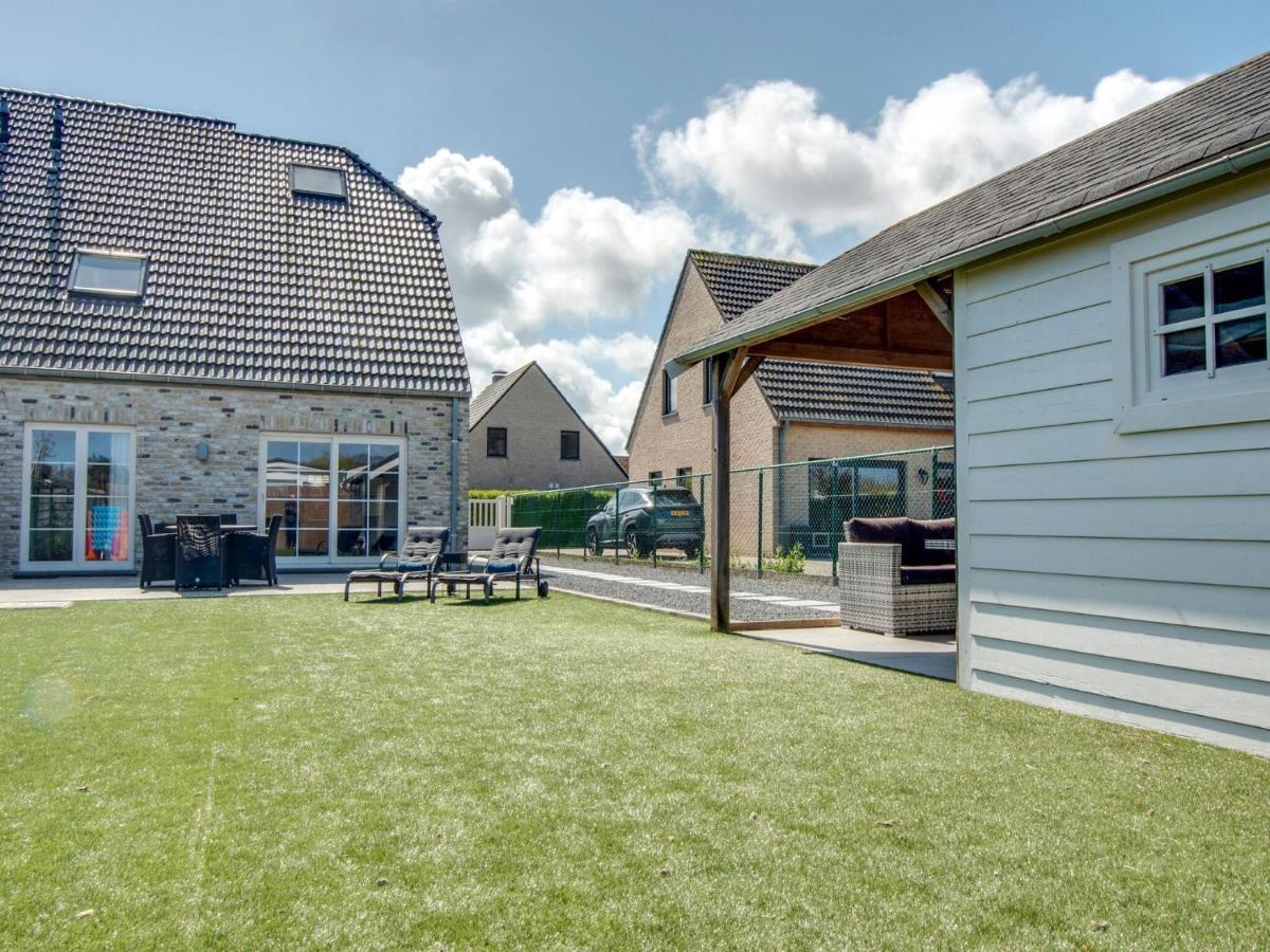 Modern Holiday Home in De Haan with Garden Buitenkant foto